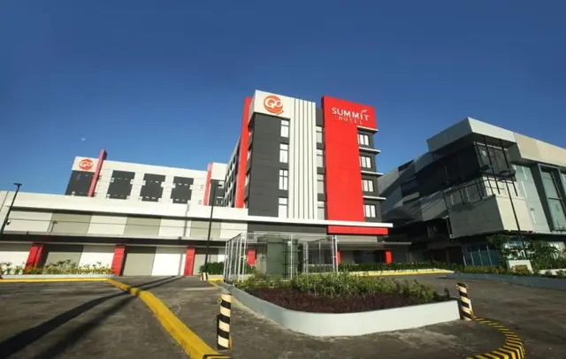 Go Hotels Plus Naga