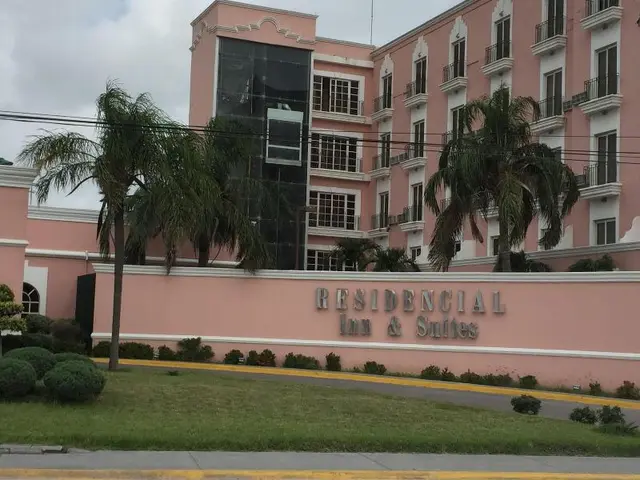 Hotel Residencial Inn Suites