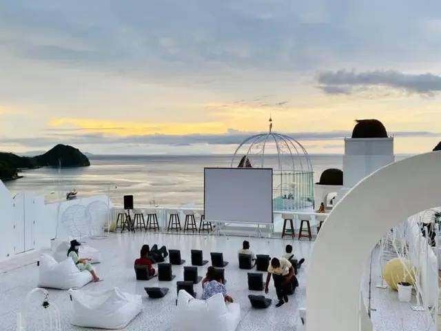 Loccal Collection Hotel