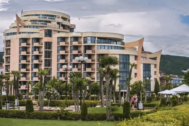 Marlin Beach Hotel