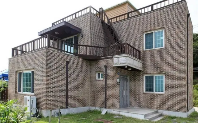 Eulwangri Q House Pension