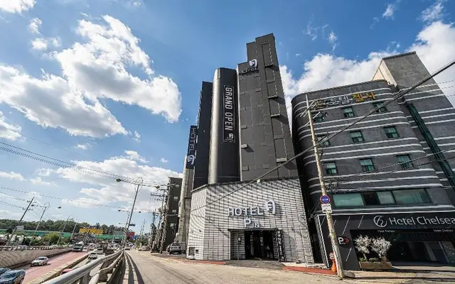 Goyang Stay Bishop Hotel