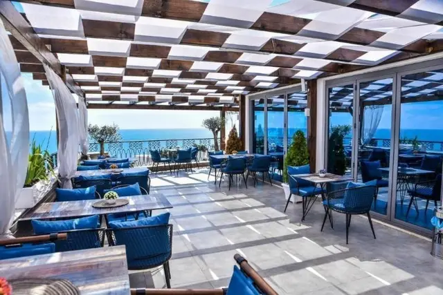 Padam Hotel & SPA