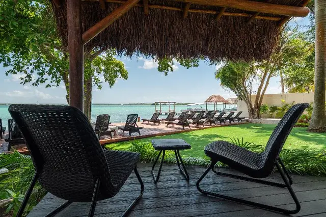 Casa Aakal Lagoon Front