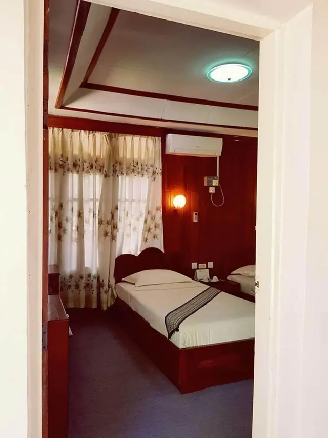 Kyaw Hotel