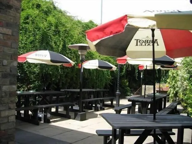 The Earl of Derby - Inn