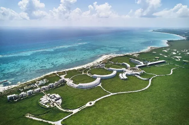 Etereo, Auberge Resorts Collection