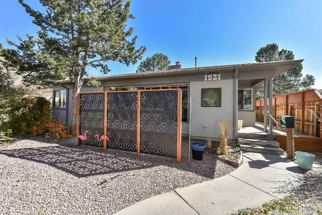 3bdmid-century Modernhot Tub, Grill, Close to DT