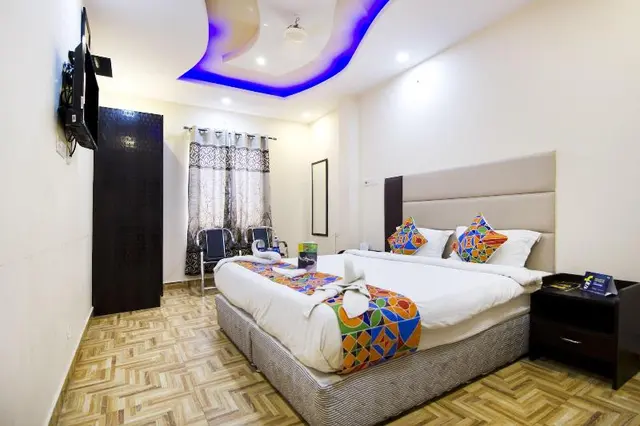 FabHotel Deepak Residency