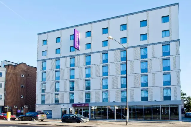 Premier Inn Slough Central South