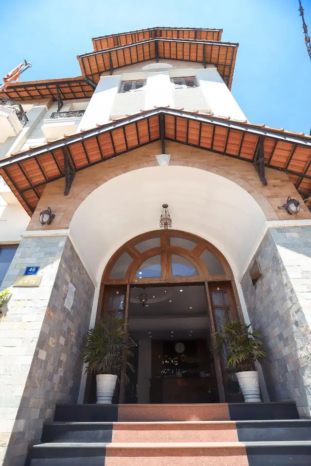 Hung Phong Hotel