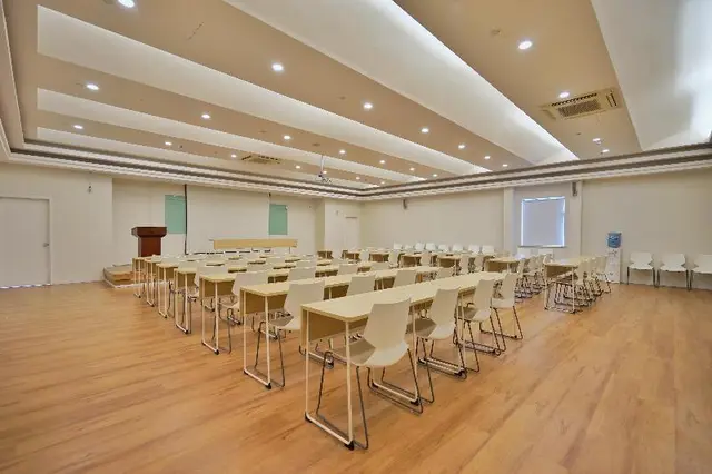 Hanting Hotel (Suzhou Guanqian Street)