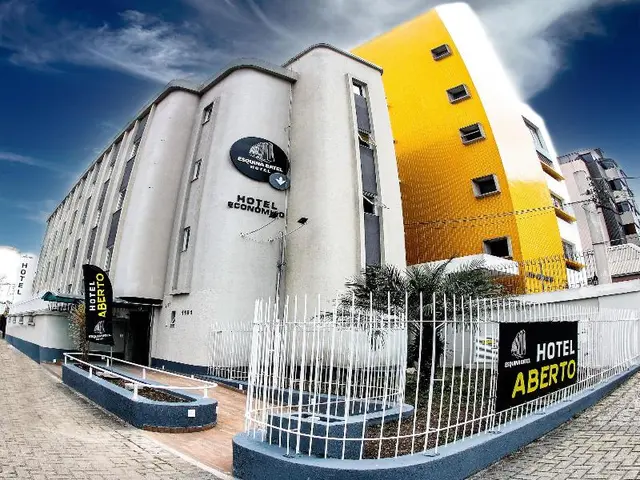 Esquina Batel Hotel