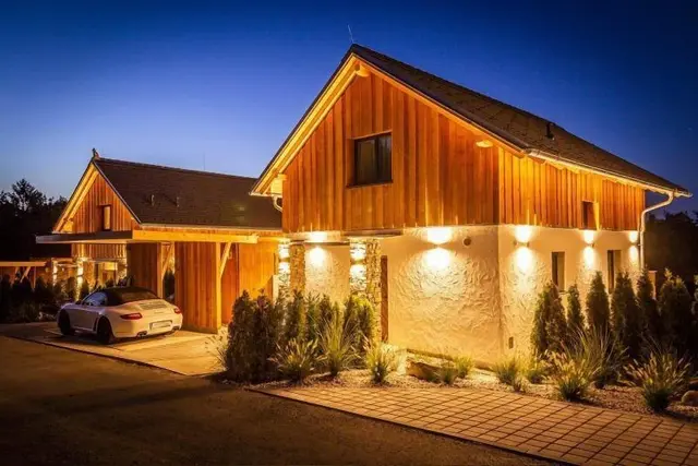 Golden Hill Country Chalets & Suites