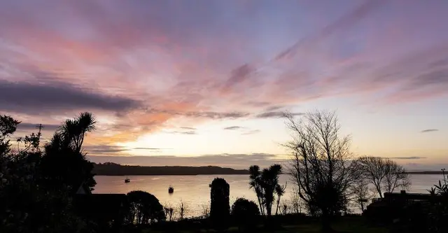 Schull Harbour Hotel