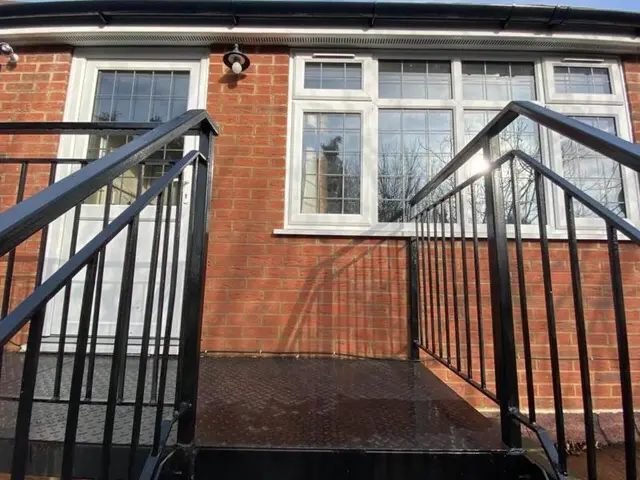 1-bed Unit 10 Minute Drive From Hellfire Caves
