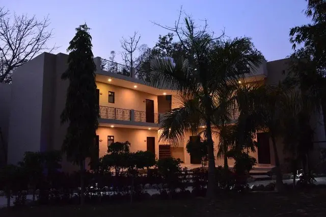 Clarissa Resort