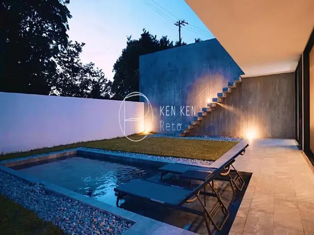 Kenken Reto Private Villa