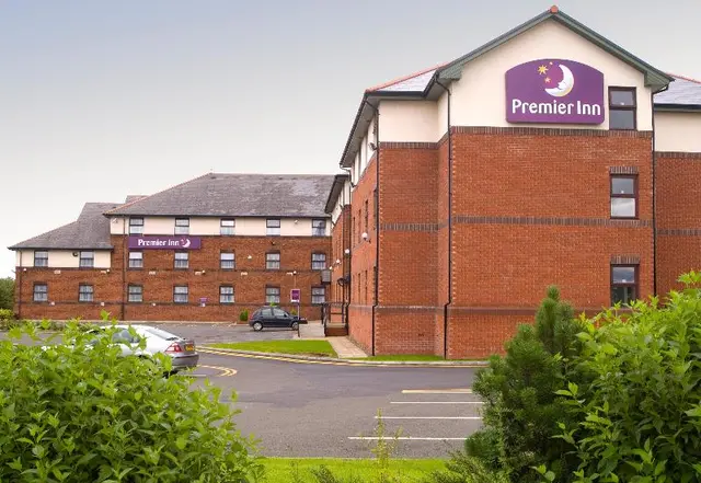 Premier Inn Livingston - M8 Jct3