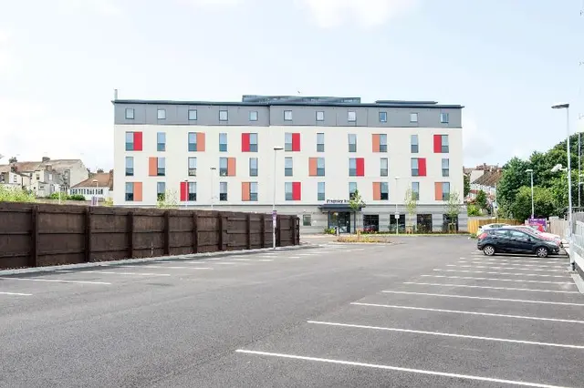 Premier Inn Chatham/Gillingham - Vic Pier