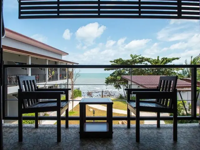 Sea Stone Hotel
