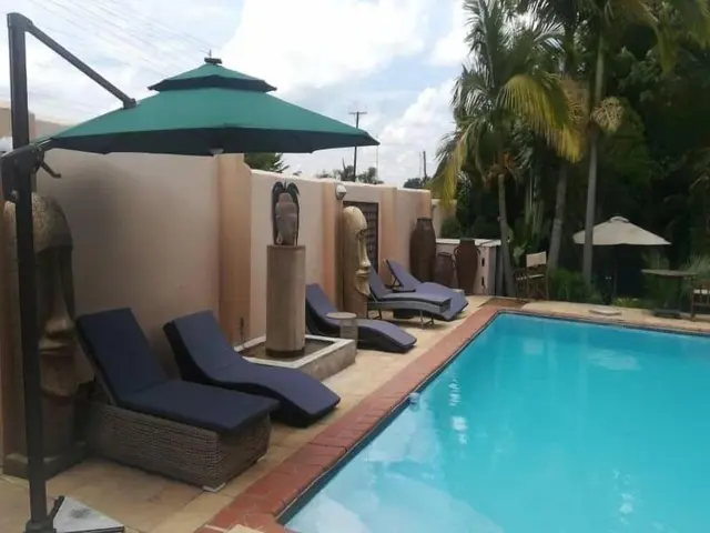 Shamba Lodge