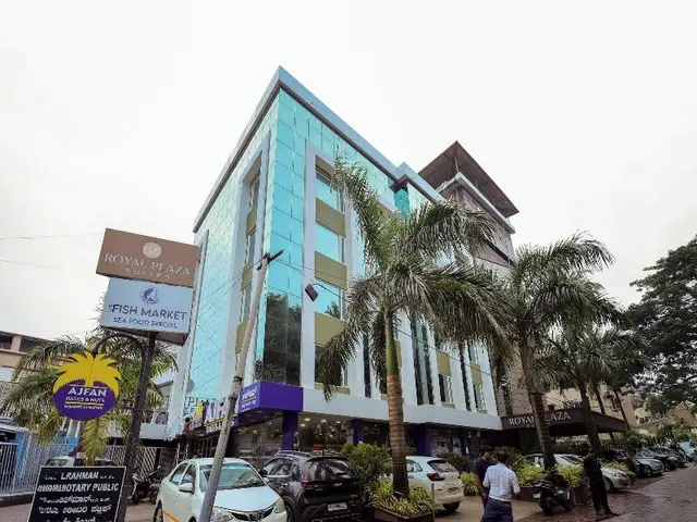 Royal Plaza Suites
