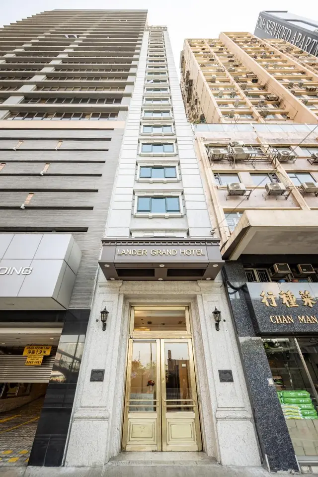 Lander Grand Hotel