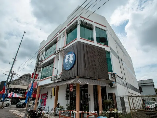Knight Alley Hotel