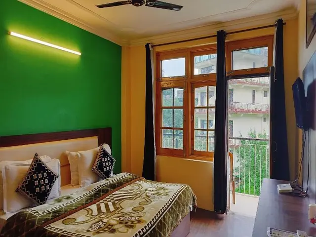 Ishwar Guesthouse