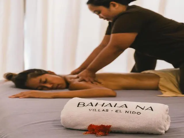 Bahala Na Villas
