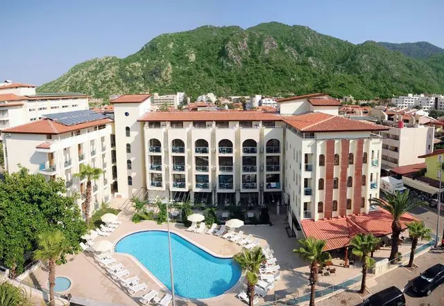 Astoria Life Hotel