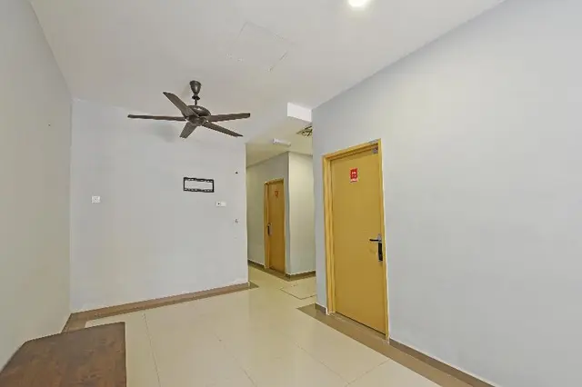 Super OYO Capital O 90556 Hotel Cherita Rooms