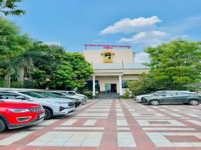 Hotel Sai Dharam Palace