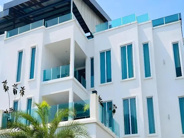 Karang Timur Motel