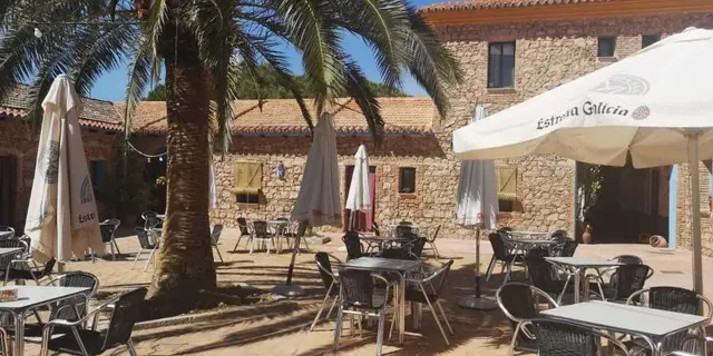 Albergue Zarza Capilla