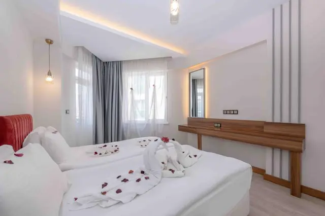 The Luna Suite Hotel