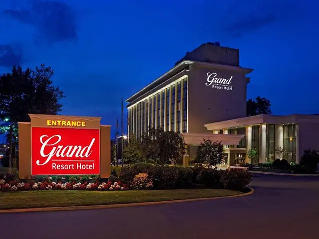The Grand Laurel Hotel - Philadelphia