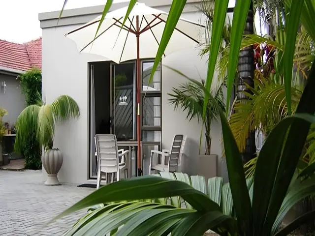 Kennington Palms