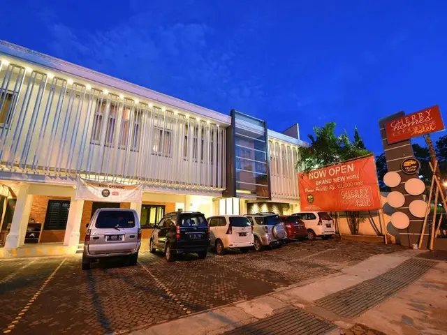 Cherry Homes Express Hotel
