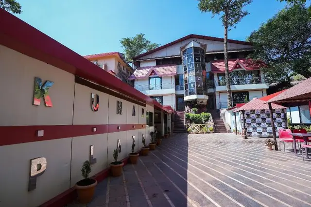 Hotel Kumar Plaza