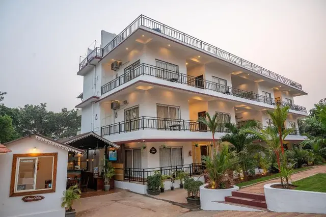 Aaria Hills
