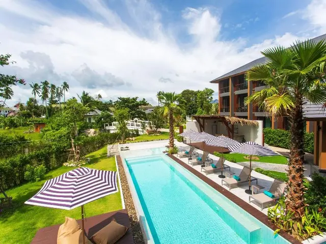 The Canale Samui Resort (sha Extra Plus)