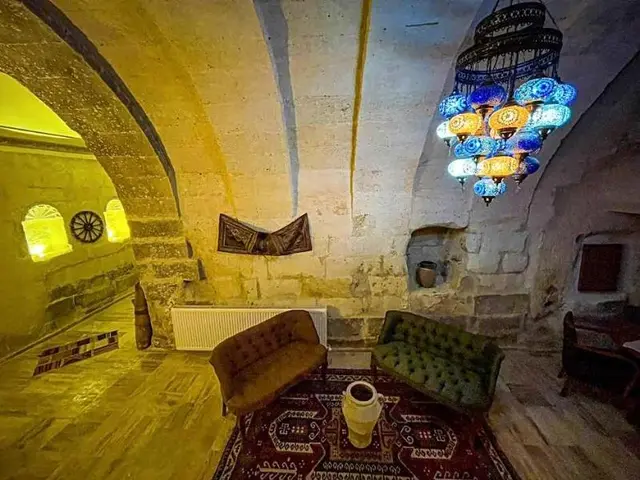 Heritage Cave Suites