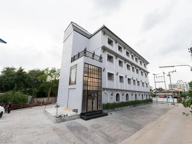 The Cape Hotel