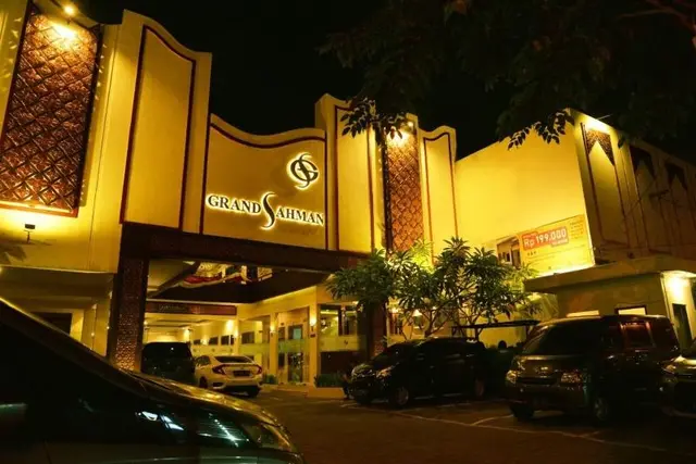 Grand Sahman Hotel