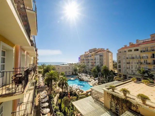 Apto Em Resort De Luxo Pra Ximo Ao Mar Ilc