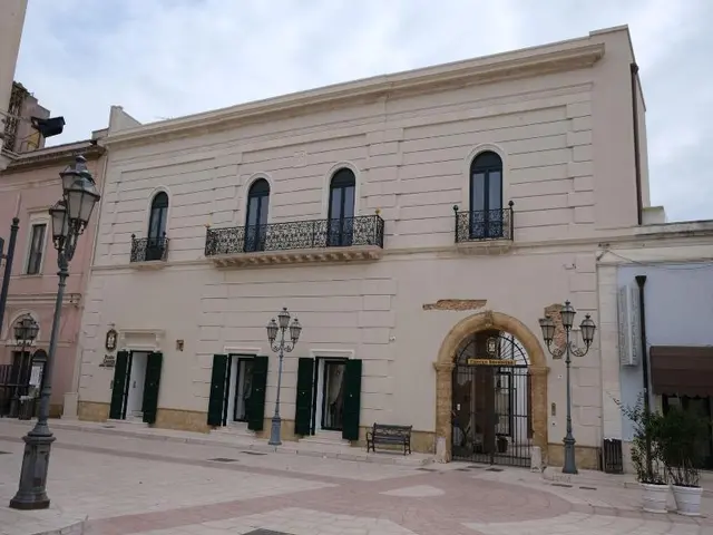 Plazacarrisi Hotel Spa