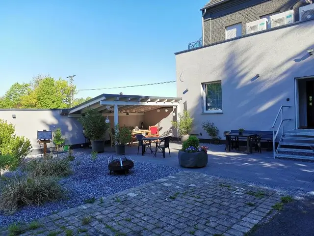 Zu Freunden