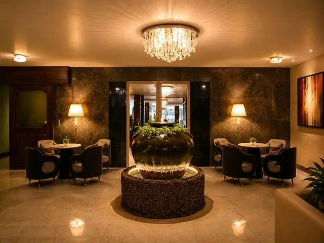 Good Wood Airport Hotel